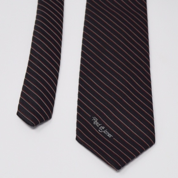 Reed St James Tie Black Red Silver Diagonal Pinstripe Classic Width - Picture 3 of 5